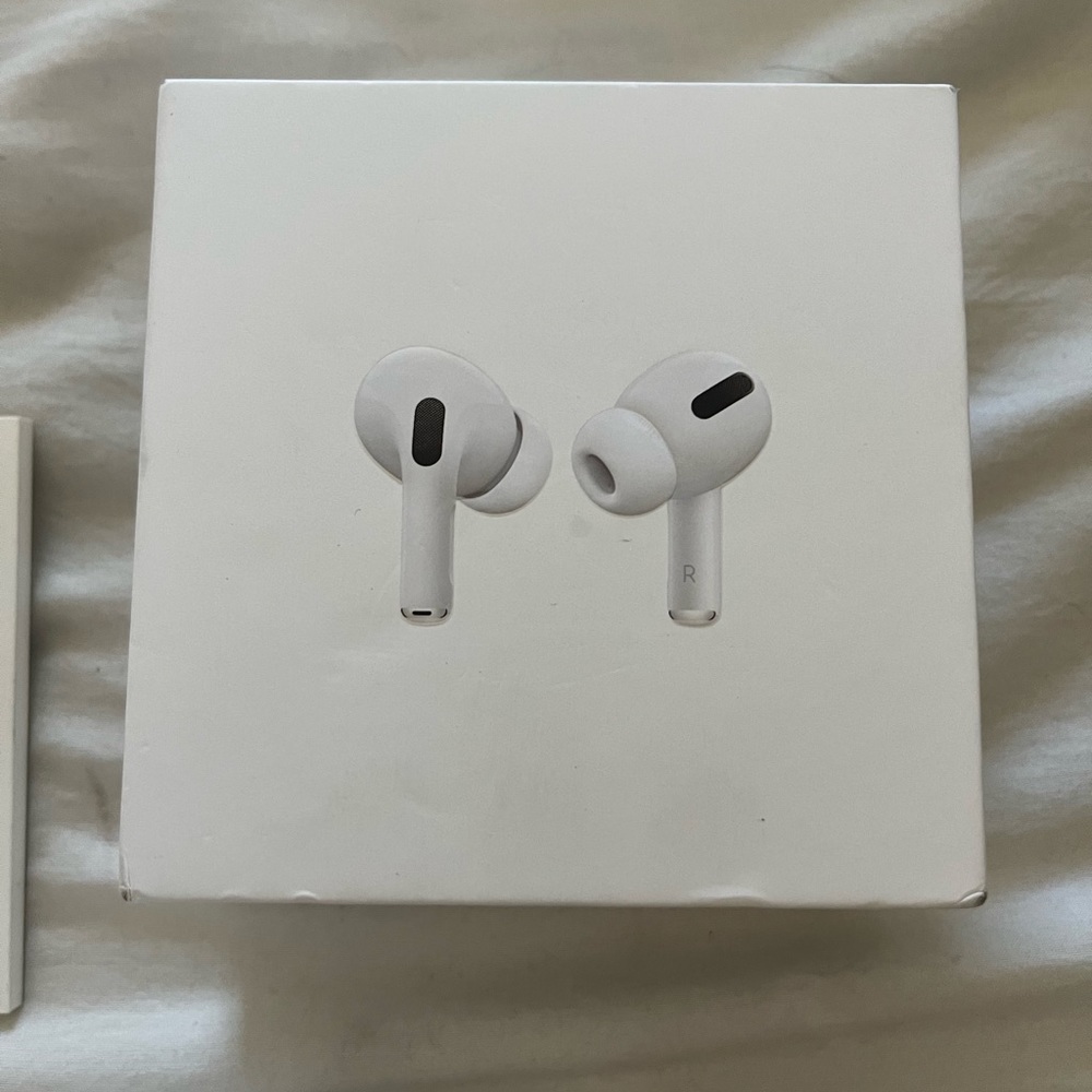 Apple AirPod pros